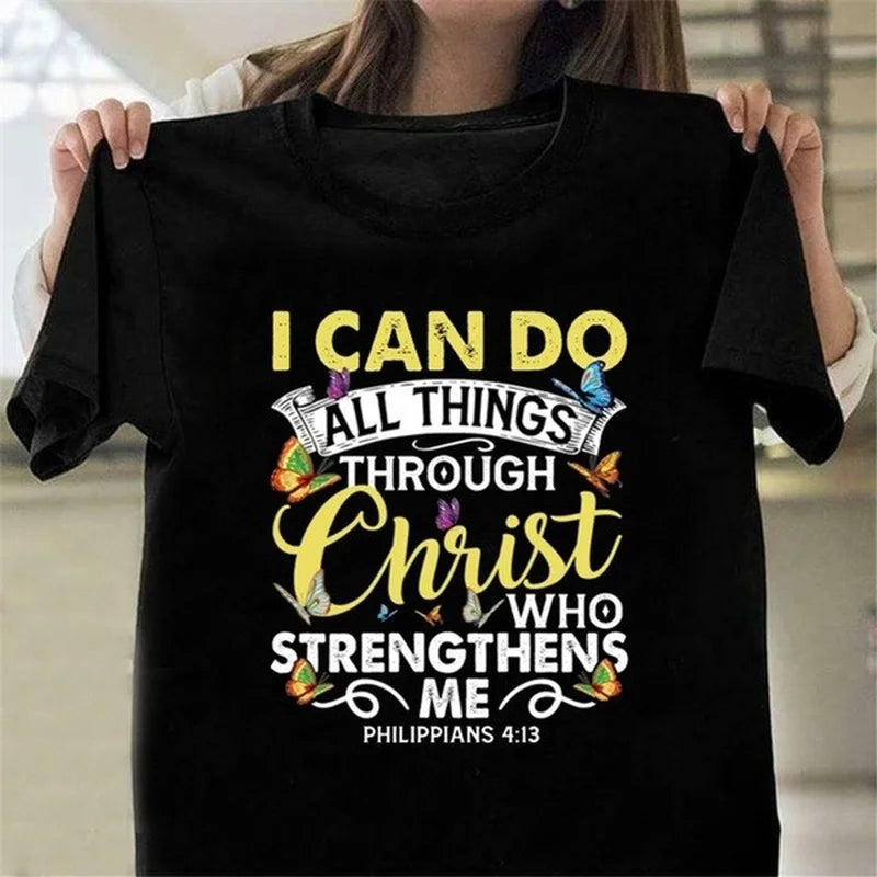 T-shirt pour femme à manches courtes col rond. "Je peux tout faire à travers le Christ"